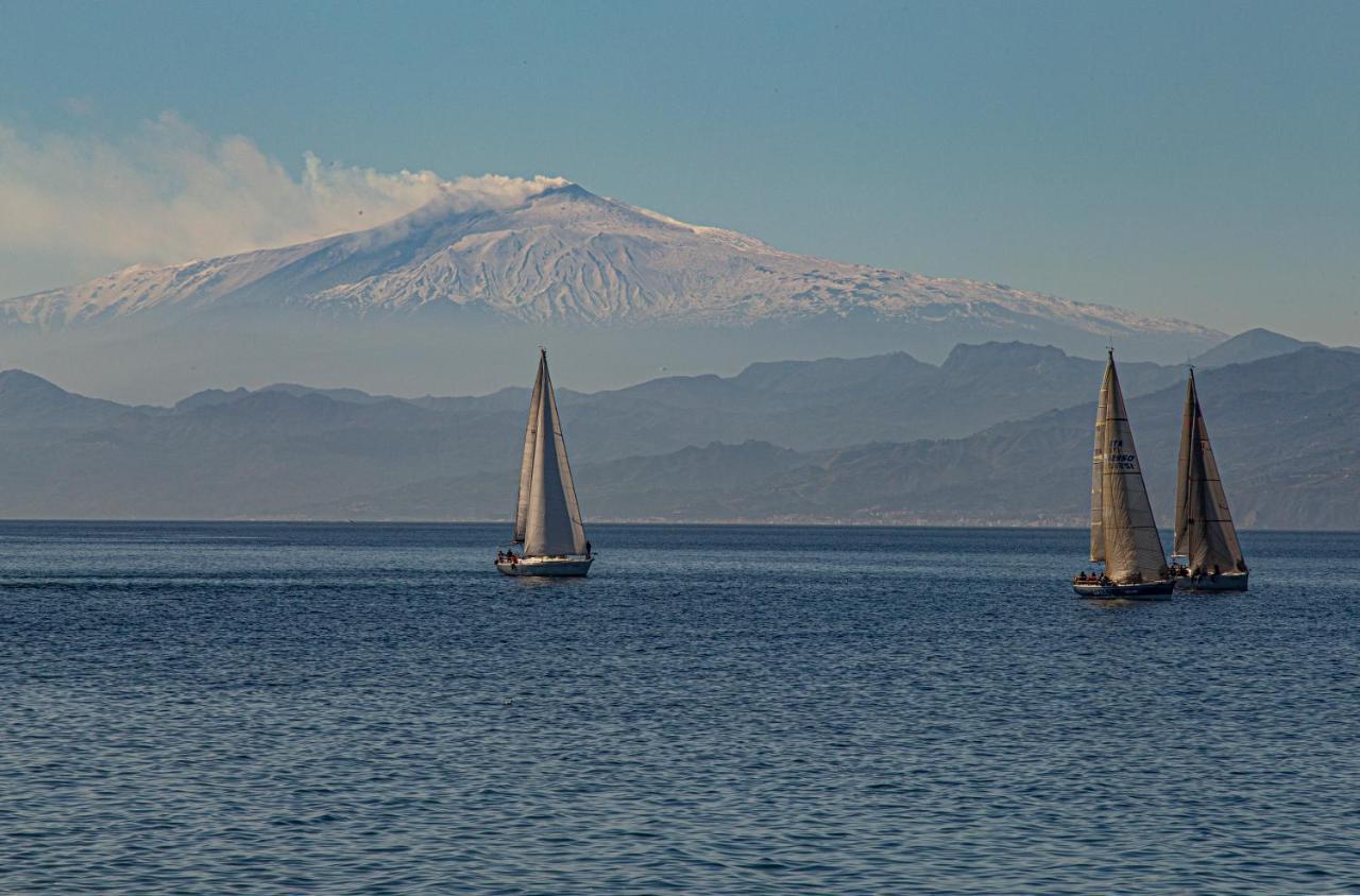 La Casa Di Nausicaa - Vespero Apartment Reggio di Calabria Luaran gambar